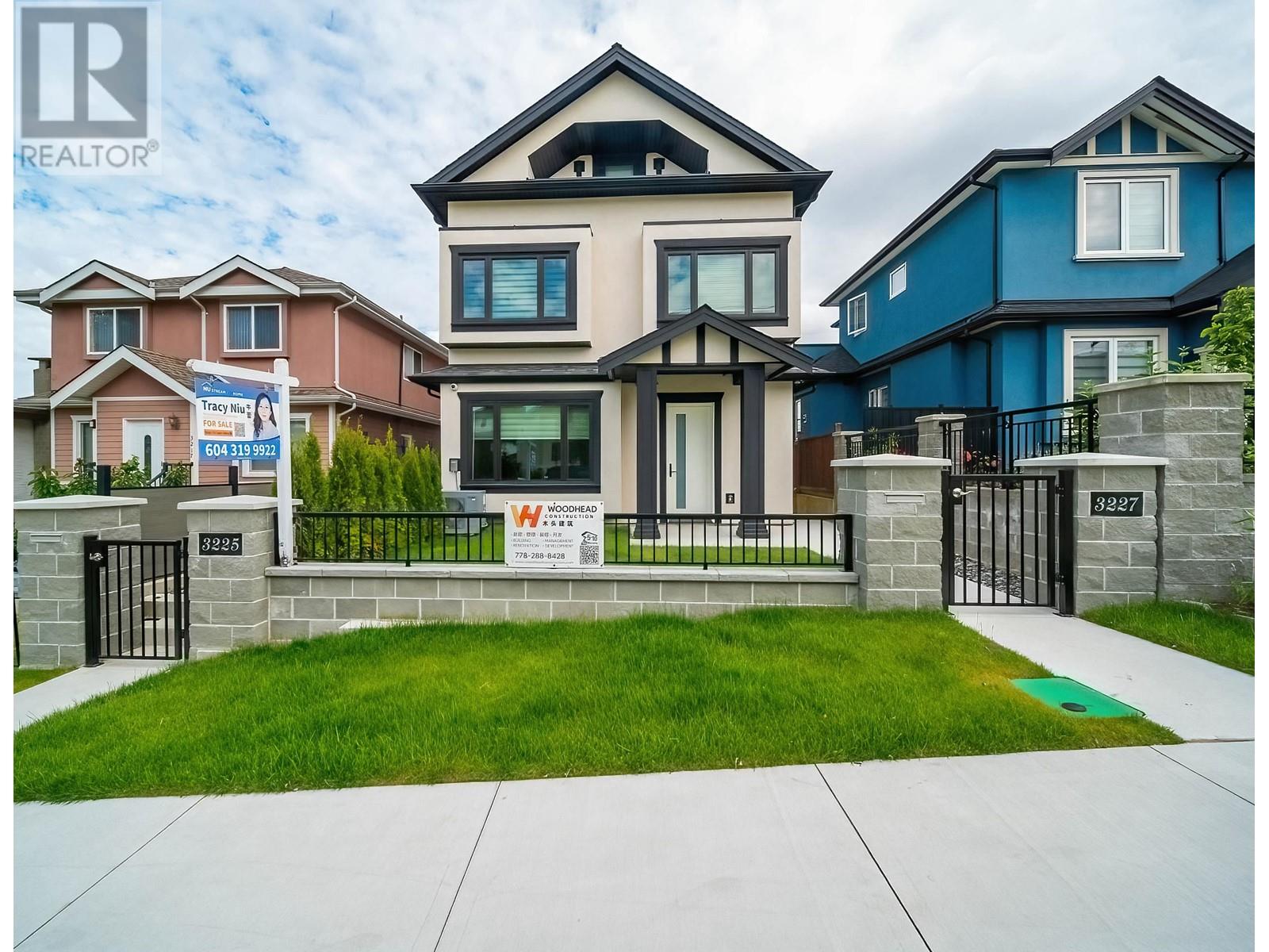 3227 E 29TH AVENUE, Vancouver