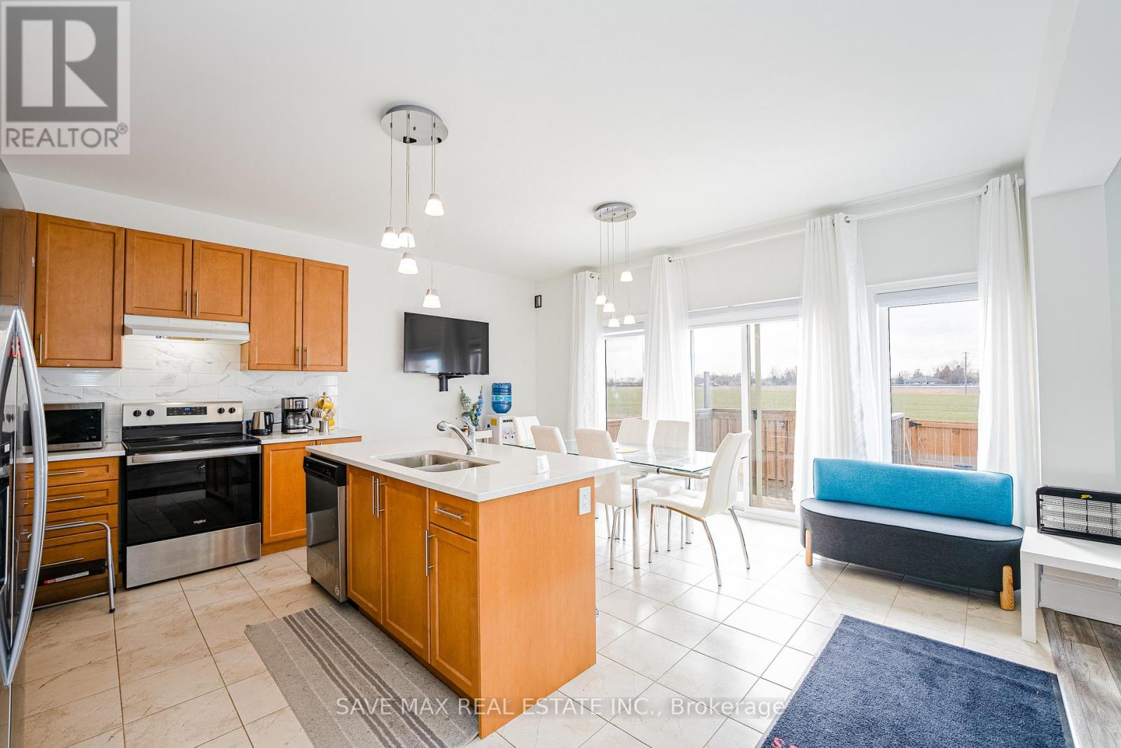 86 Sunset Way, Thorold, Ontario  L0S 1A0 - Photo 14 - X12049075