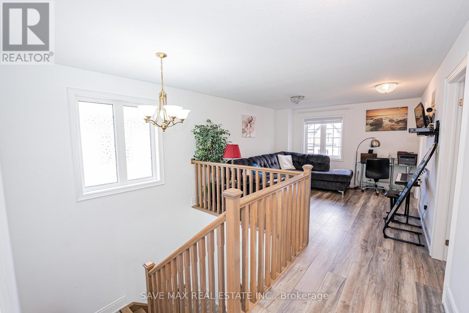 86 Sunset Way, Thorold, Ontario  L0S 1A0 - Photo 17 - X12049075