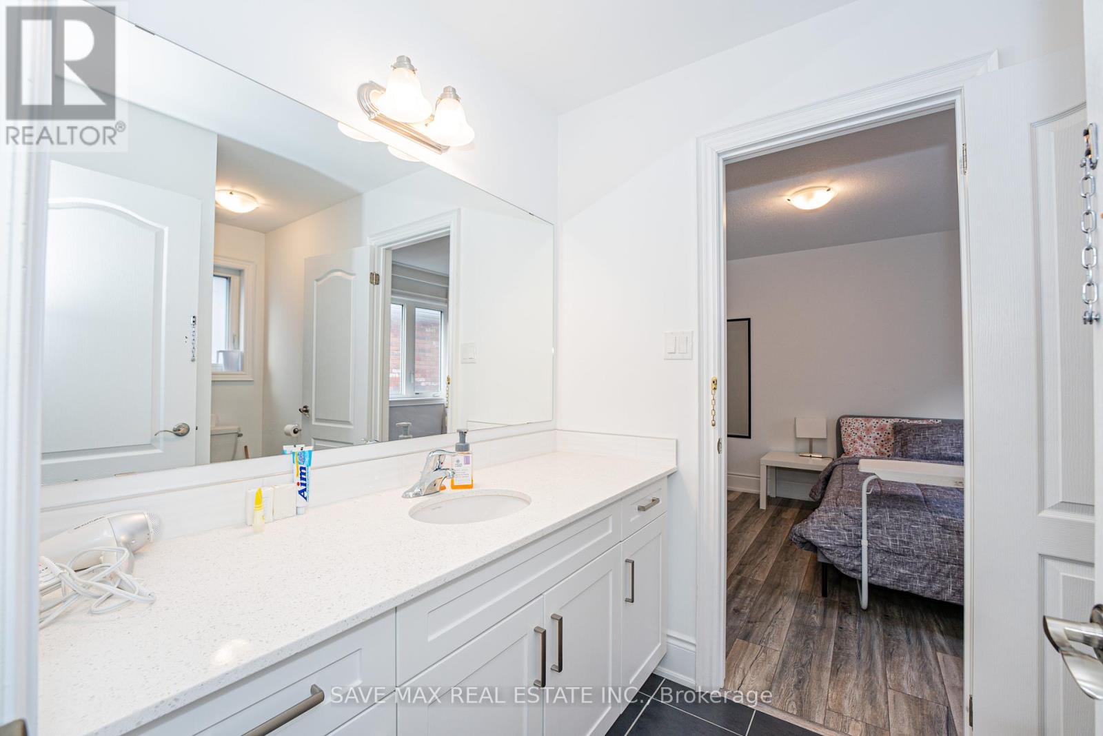 86 Sunset Way, Thorold, Ontario  L0S 1A0 - Photo 25 - X12049075