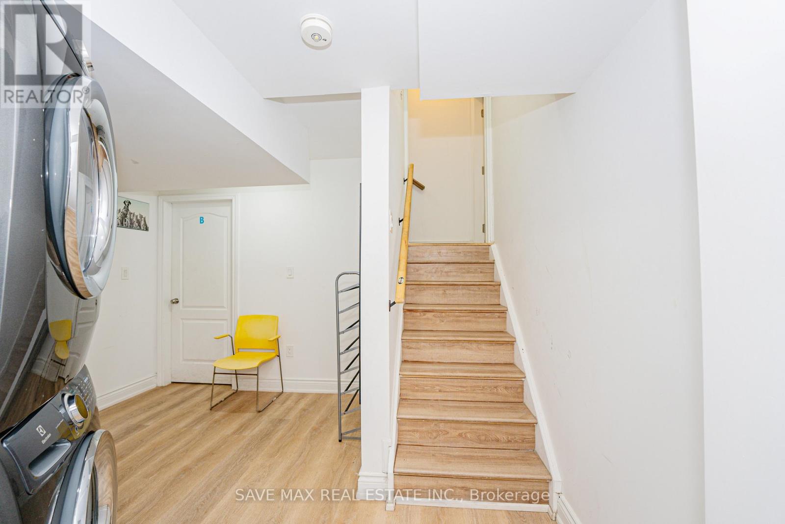 86 Sunset Way, Thorold, Ontario  L0S 1A0 - Photo 33 - X12049075
