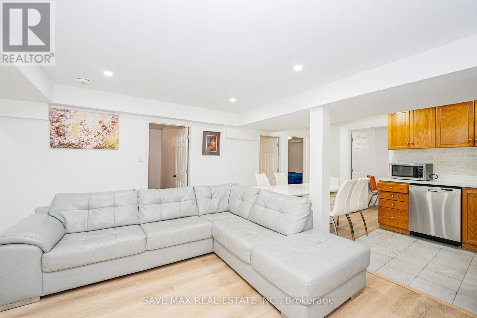 86 Sunset Way, Thorold, Ontario  L0S 1A0 - Photo 35 - X12049075