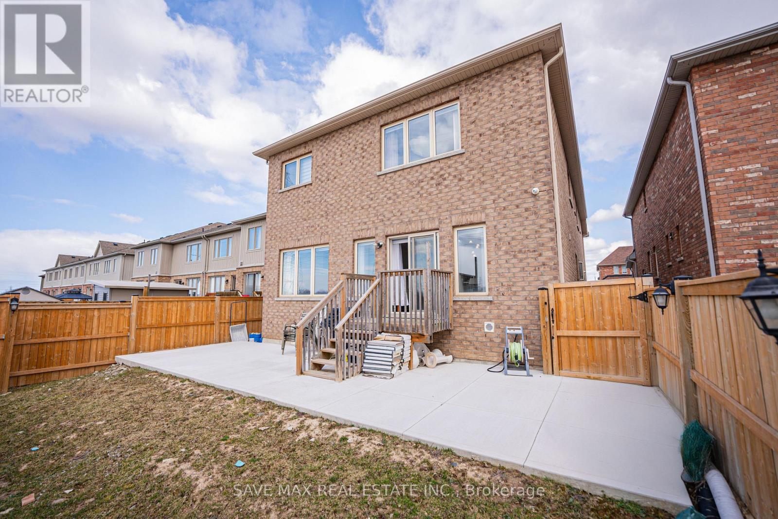 86 Sunset Way, Thorold, Ontario  L0S 1A0 - Photo 44 - X12049075