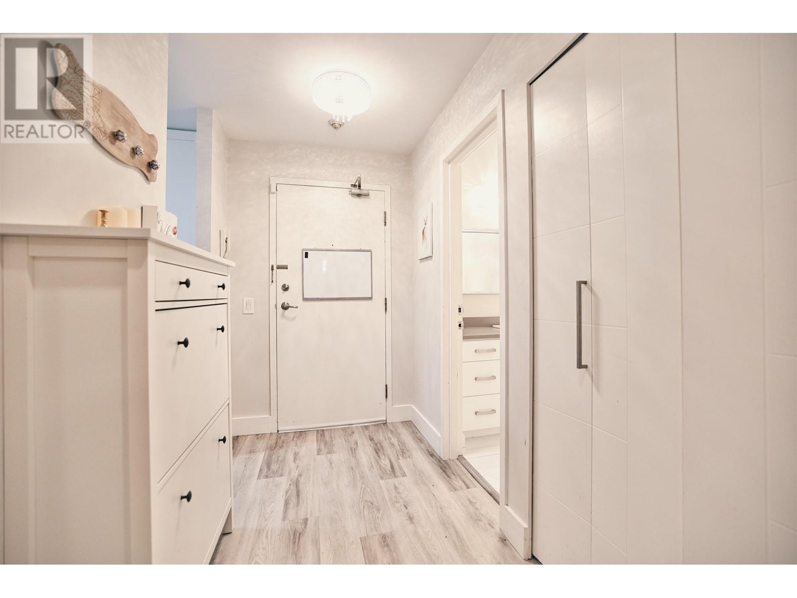 T1801 3970 Carrigan Court, Burnaby, British Columbia  V3N 4S5 - Photo 28 - R2981317