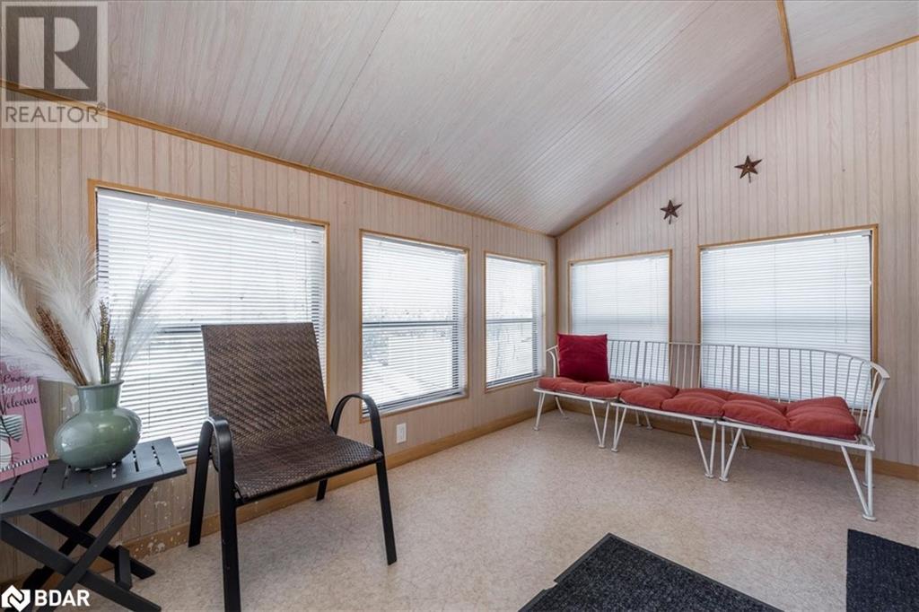 713 Woodland Drive, Oro-Medonte, Ontario  L3V 0R8 - Photo 5 - 40709993