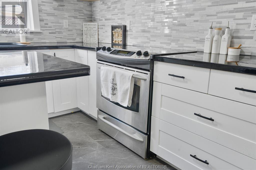 154 Selkirk Street, Chatham, Ontario  N7L 1Z4 - Photo 11 - 25007017