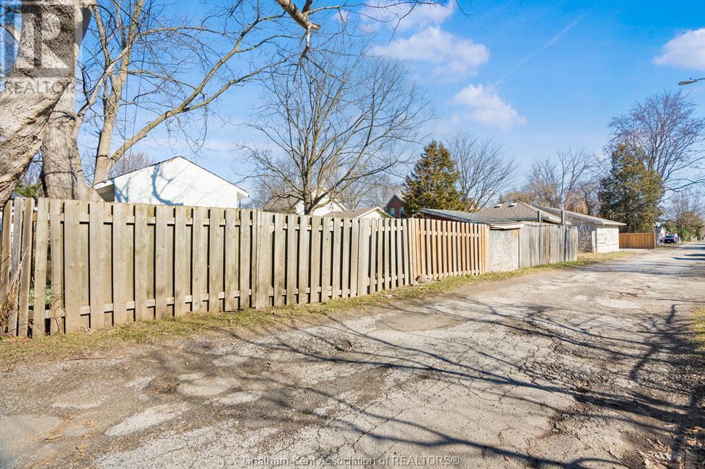 154 Selkirk Street, Chatham, Ontario  N7L 1Z4 - Photo 40 - 25007017