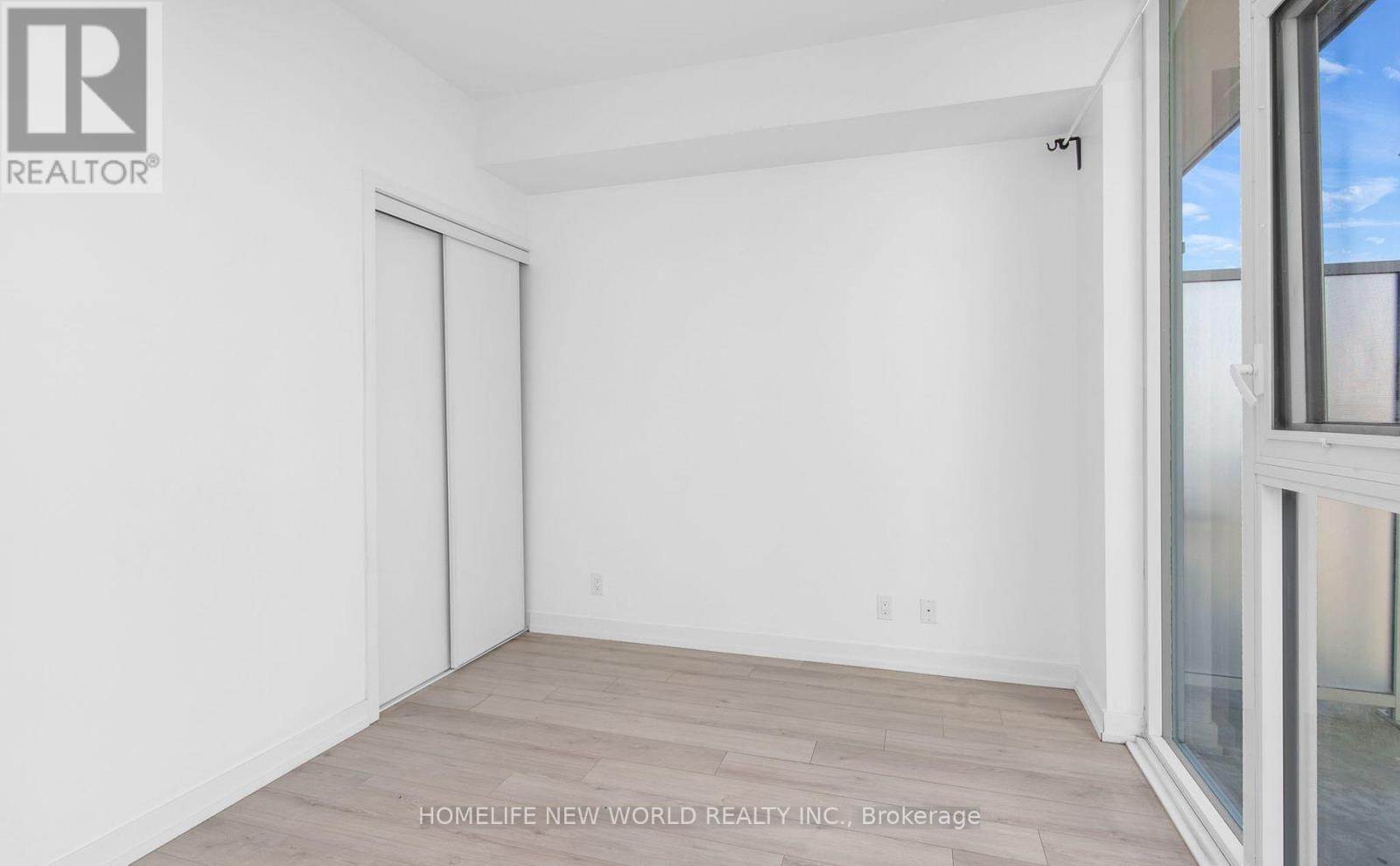 1022 - 33 Helendale Avenue, Toronto, Ontario  M4R 0A4 - Photo 15 - C12049126