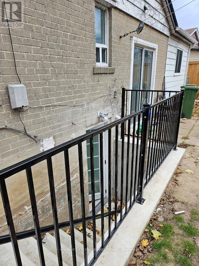 82 Pandora Circle, Toronto, Ontario  M1H 1V7 - Photo 16 - E12049106