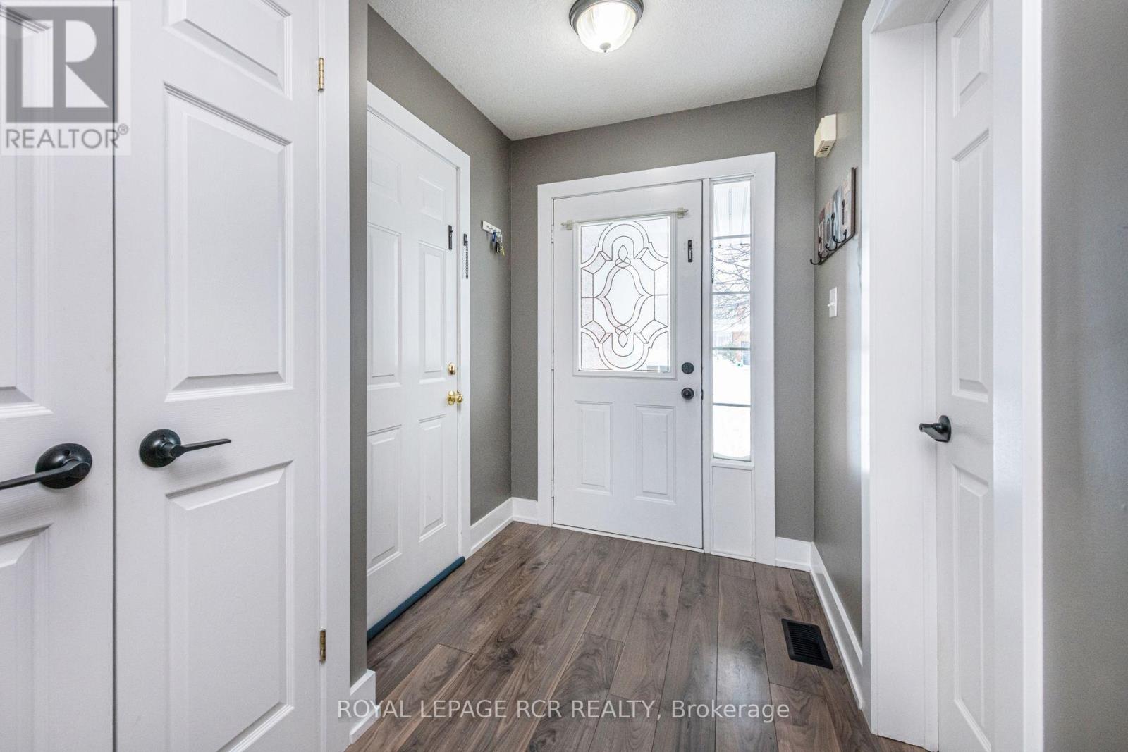 82 Colbourne Crescent, Orangeville, Ontario  L9W 5A9 - Photo 5 - W11978652