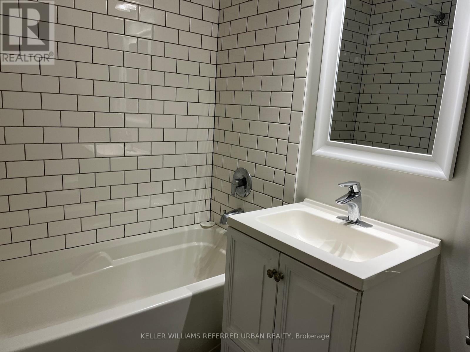 Lower - 23 Clanton Court, Toronto, Ontario  M3H 2W4 - Photo 11 - C12049135
