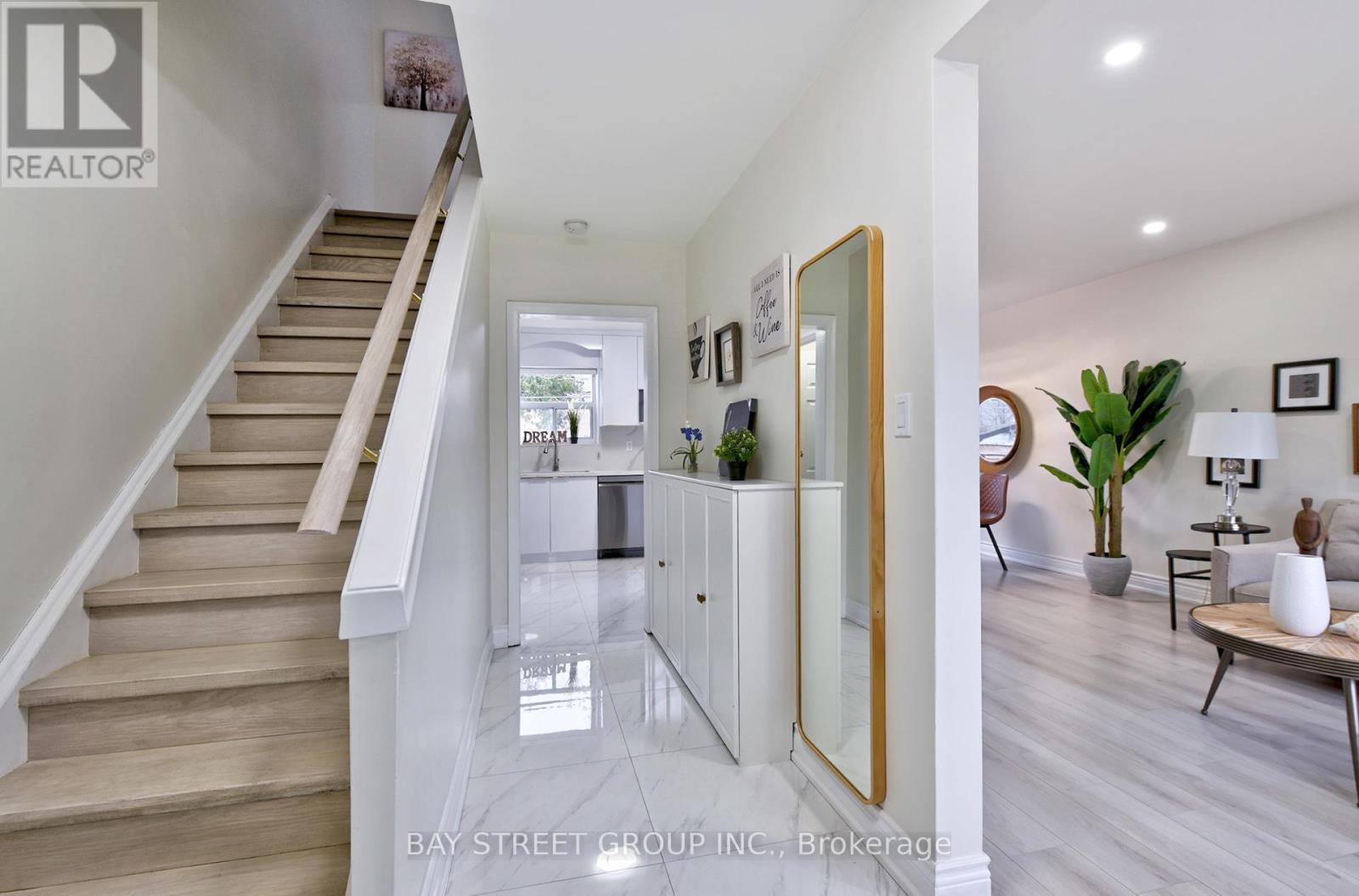 150 Vauxhall Drive, Toronto, Ontario  M1P 1R4 - Photo 9 - E12049140