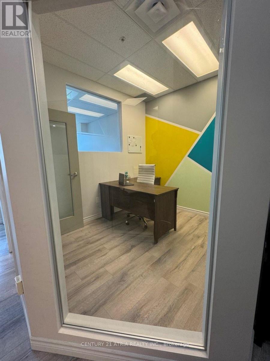913-B - 7191 Yonge Street, Markham, Ontario  L3T 0C4 - Photo 2 - N12048883