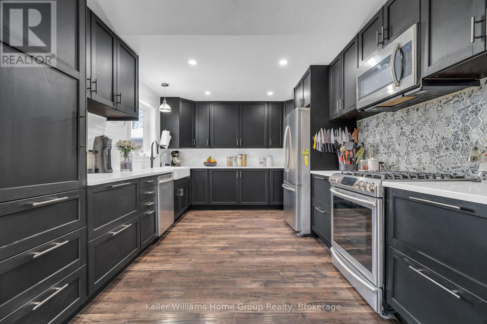 180 Millburn Boulevard, Centre Wellington, Ontario  N1M 3R3 - Photo 10 - X12049185