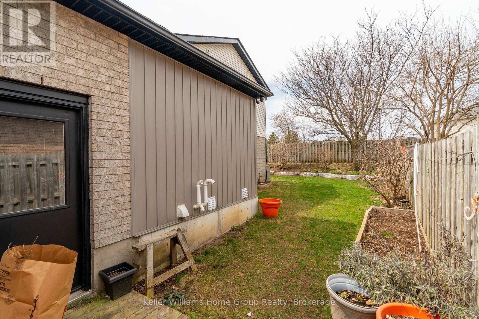 180 Millburn Boulevard, Centre Wellington, Ontario  N1M 3R3 - Photo 34 - X12049185