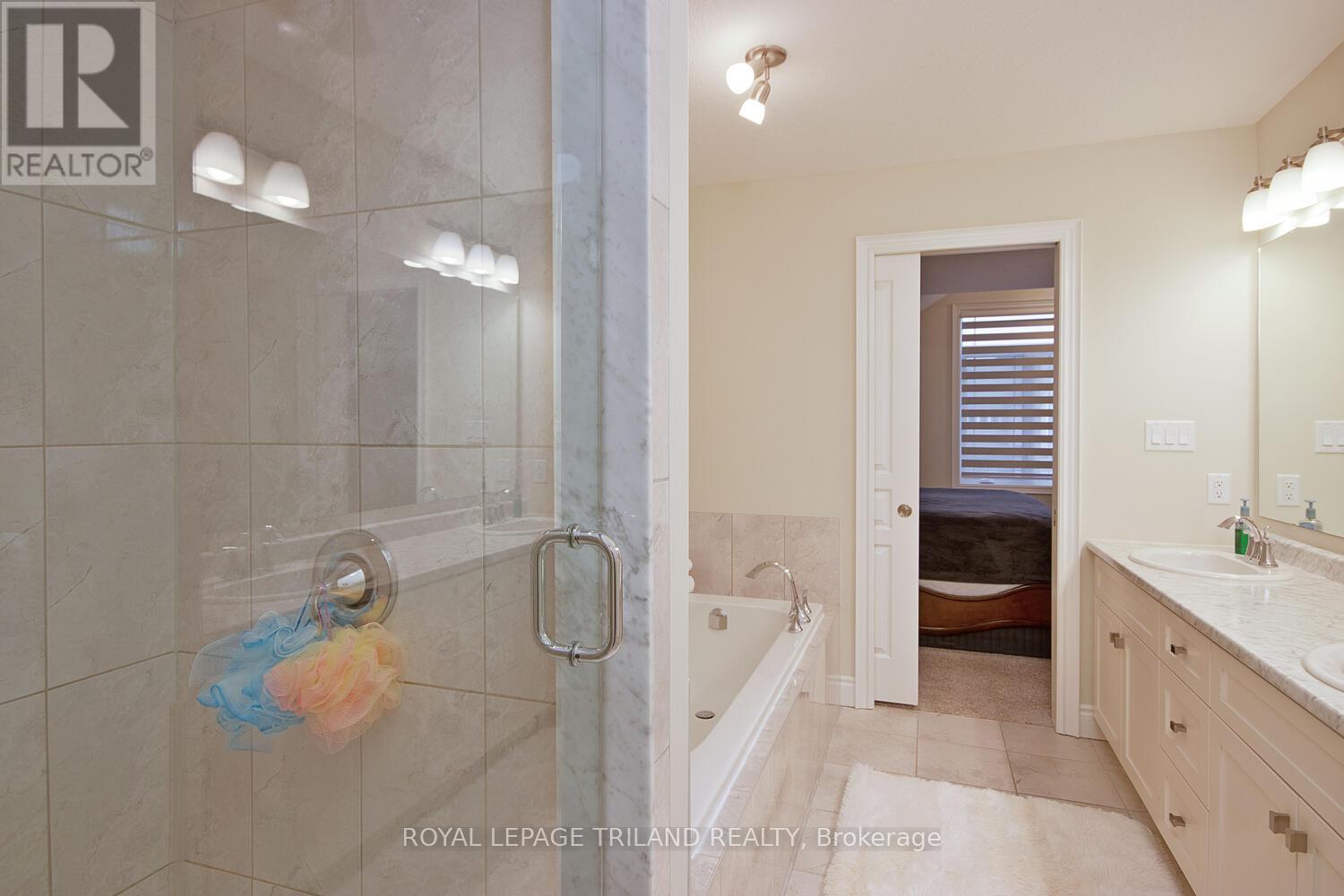 Photo 22 of 50 for 2544 Holbrook Drive