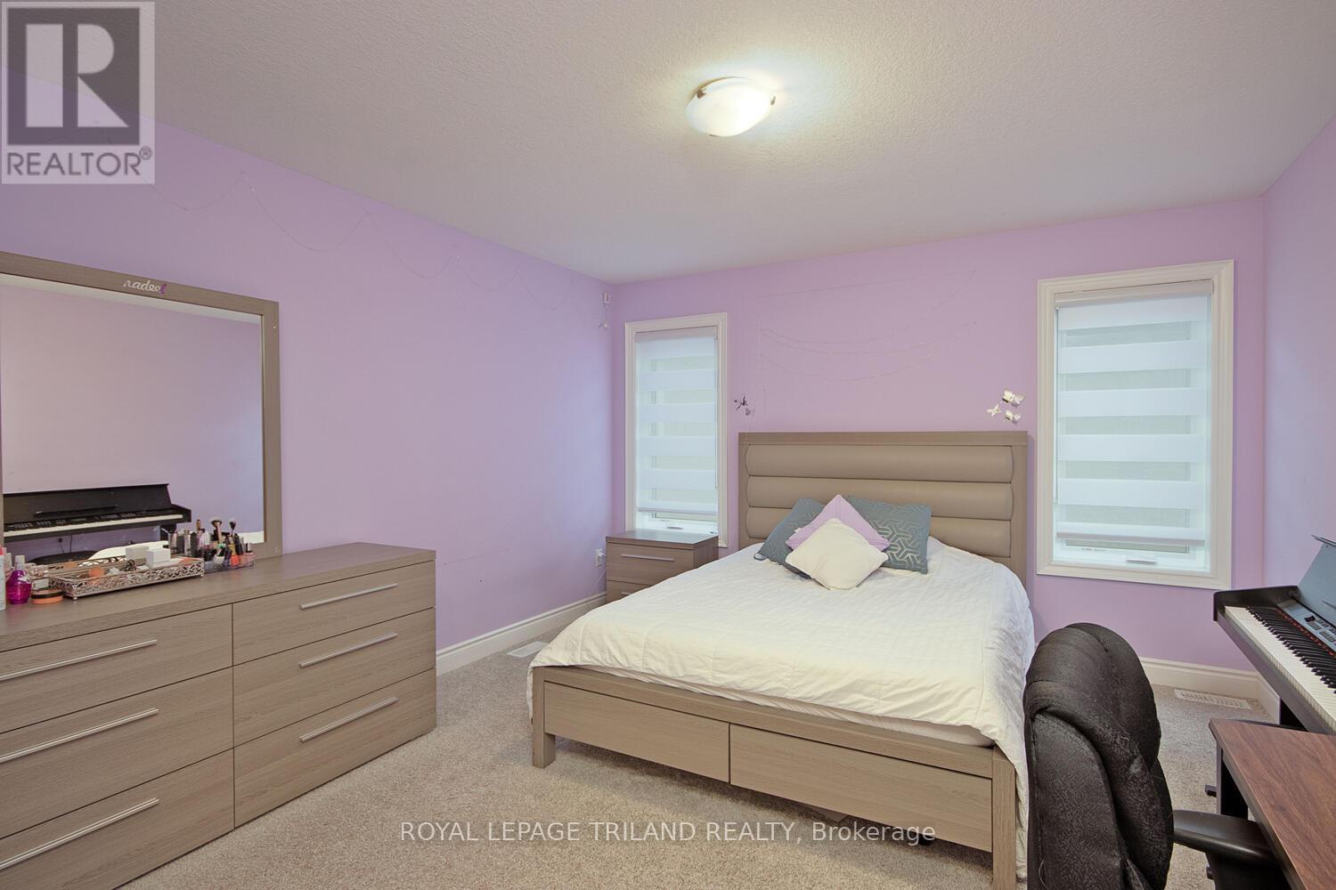 Photo 25 of 50 for 2544 Holbrook Drive