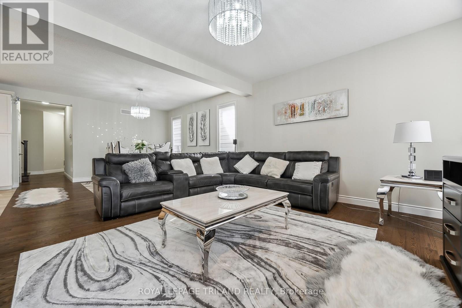 Photo 8 of 50 for 2544 Holbrook Drive