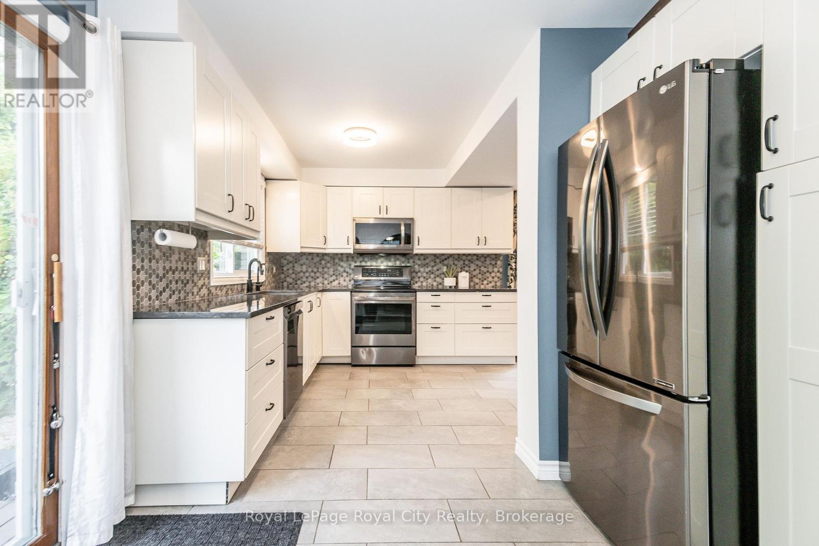 236 Ironwood Road, Guelph, Ontario  N1G 3G1 - Photo 21 - X12049224