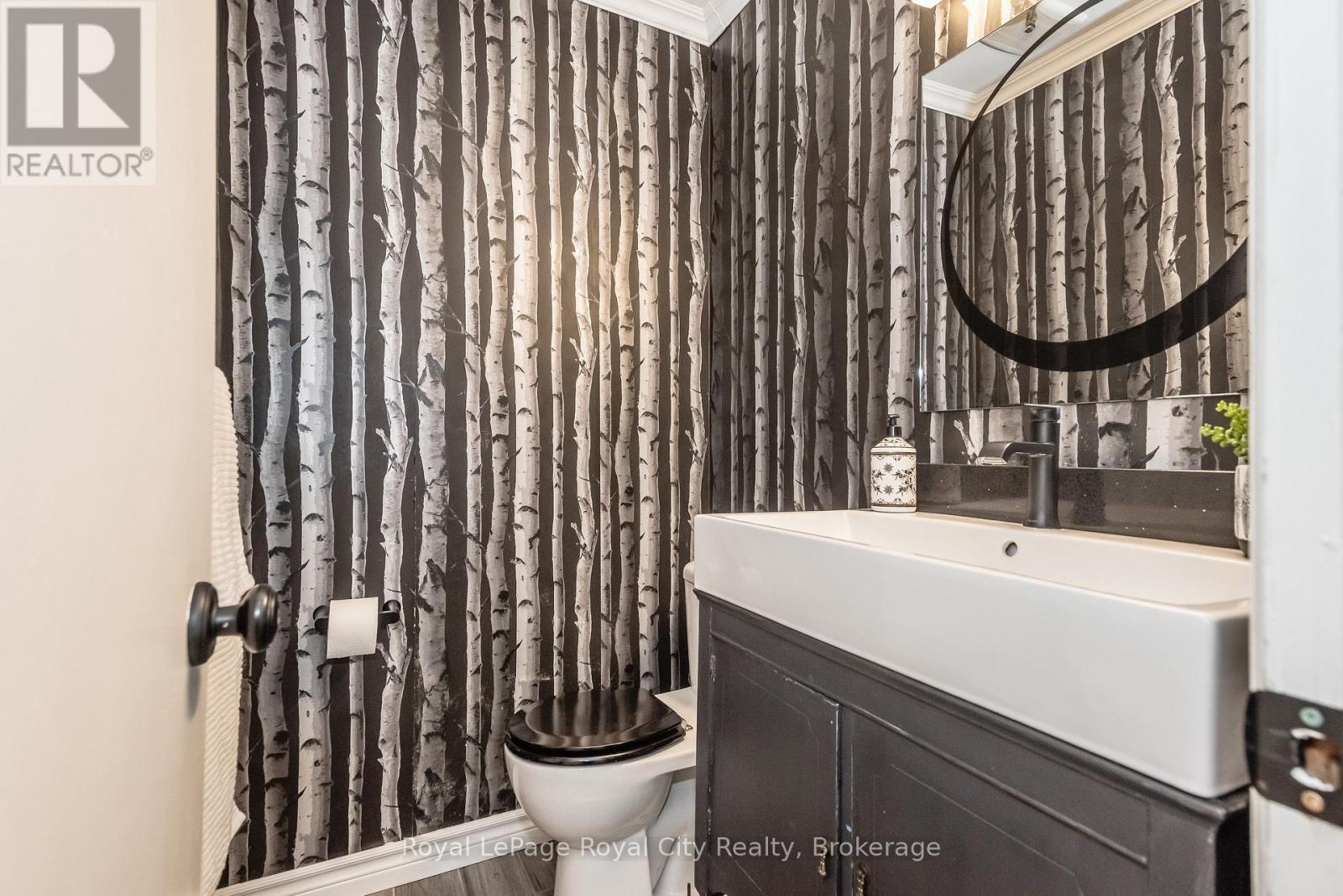 236 Ironwood Road, Guelph, Ontario  N1G 3G1 - Photo 27 - X12049224