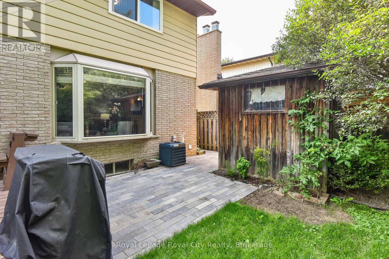 236 Ironwood Road, Guelph, Ontario  N1G 3G1 - Photo 49 - X12049224