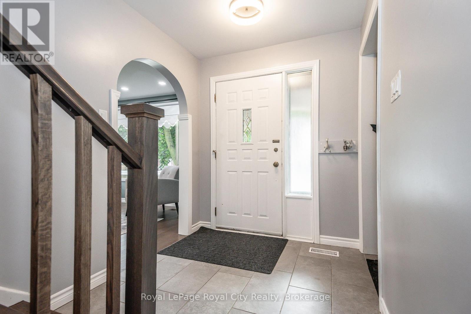 236 Ironwood Road, Guelph, Ontario  N1G 3G1 - Photo 9 - X12049224