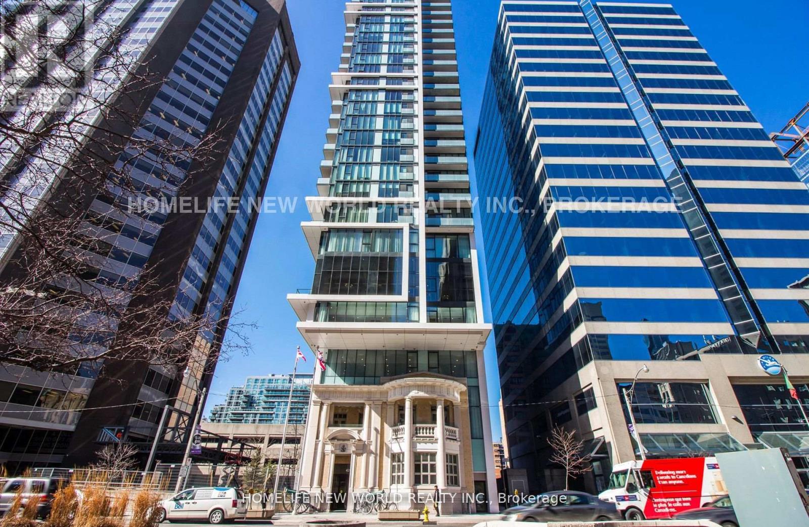 3909 - 426 UNIVERSITY AVENUE, Toronto, Ontario