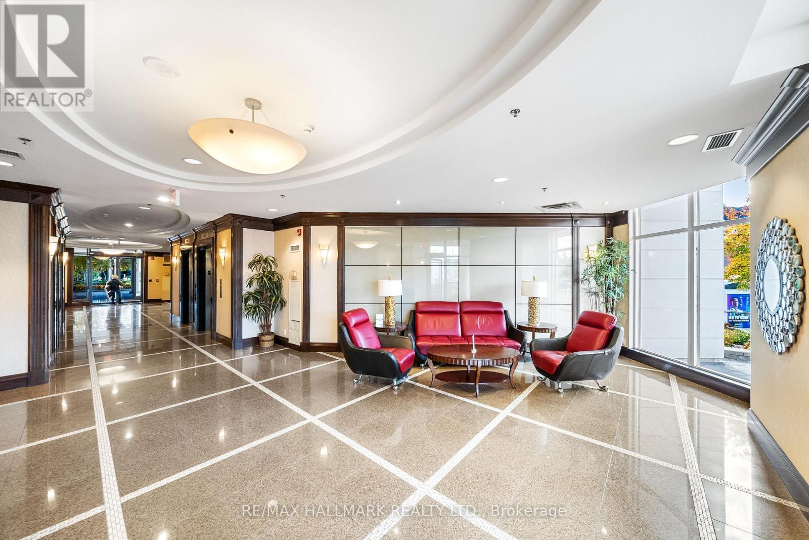 Property at 308 - 18 HARDING BOULEVARD image 5