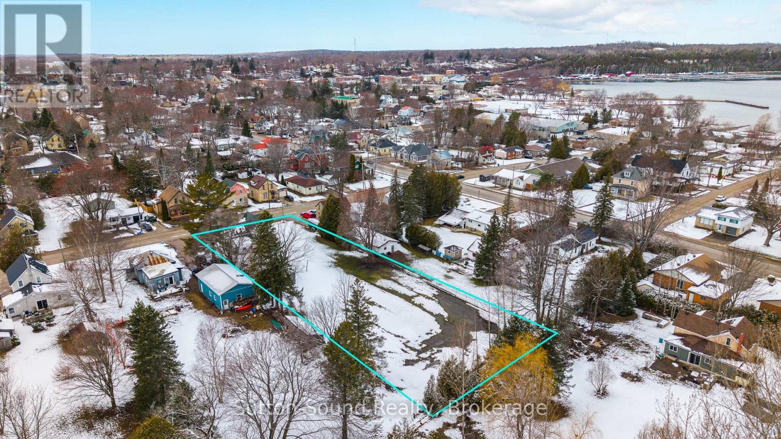 443 And 445 Taylor Street, South Bruce Peninsula, Ontario  N0H 2T0 - Photo 25 - X12034805
