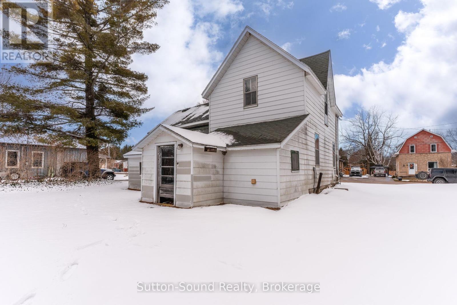 443 And 445 Taylor Street, South Bruce Peninsula, Ontario  N0H 2T0 - Photo 28 - X12034805