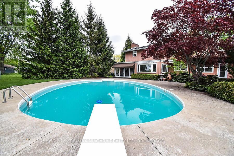 Property at 1457 NIAGARA BOULEVARD image 3