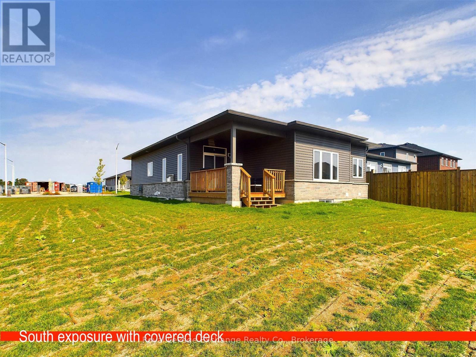 336 Mary Rose Avenue, Saugeen Shores, Ontario  N0H 2C3 - Photo 9 - X12001200