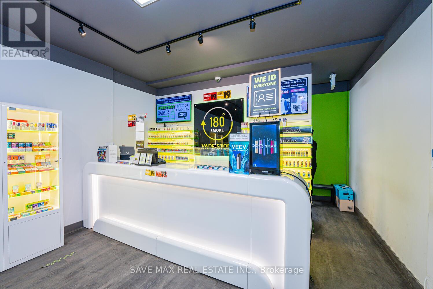 886 Bloor Street W, Toronto, Ontario  M6G 1M5 - Photo 8 - W12048322
