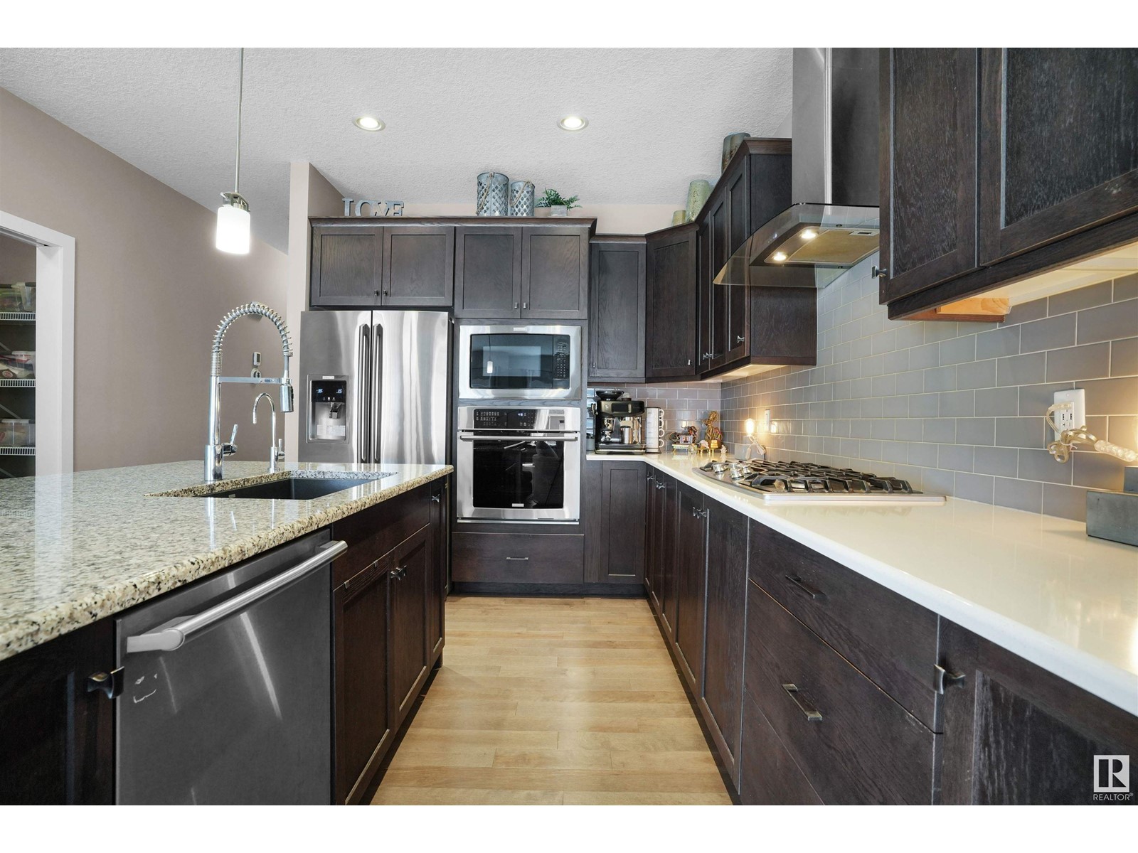 Property at 167 Sturtz BN image 4