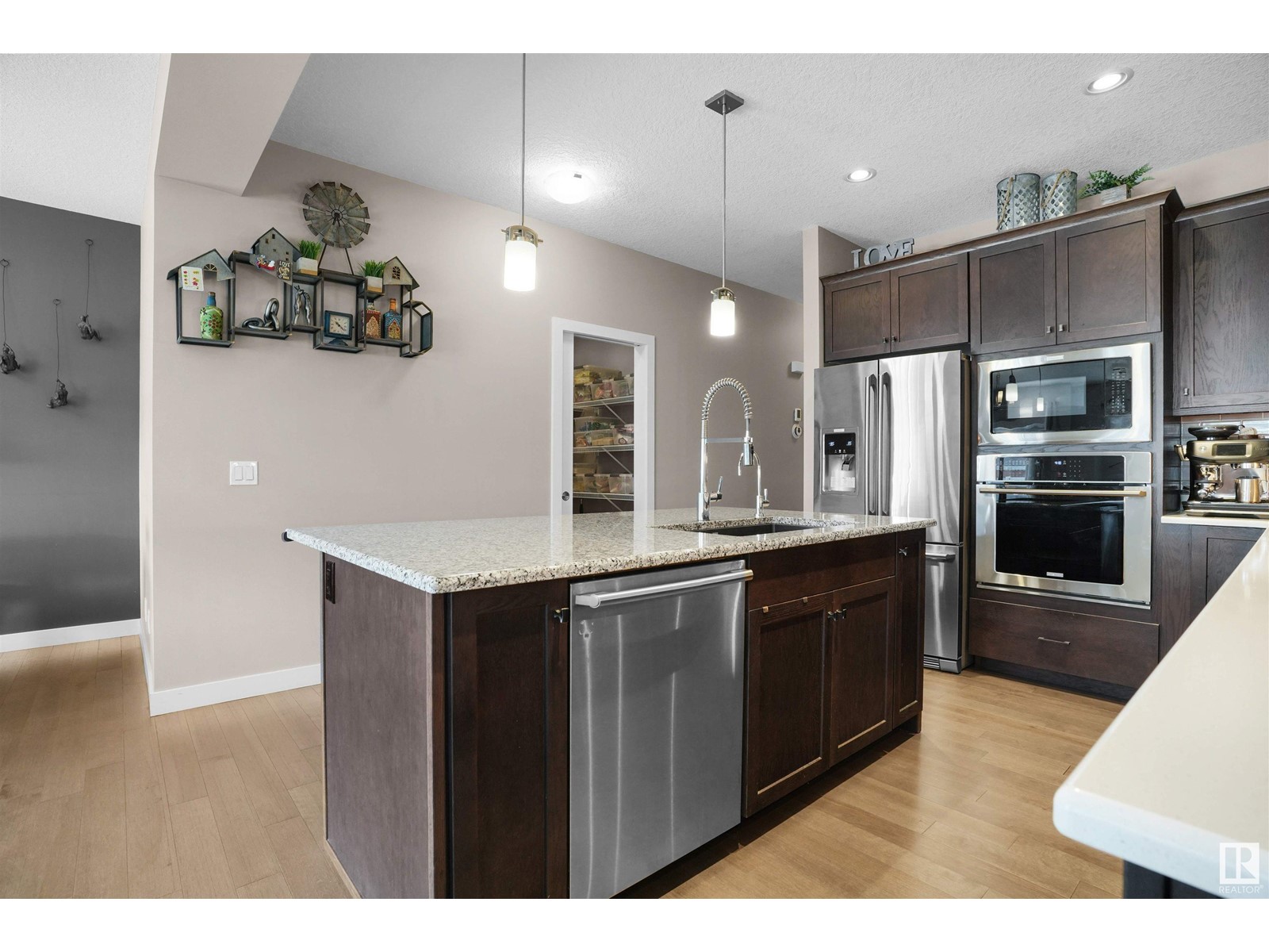 Property at 167 Sturtz BN image 5