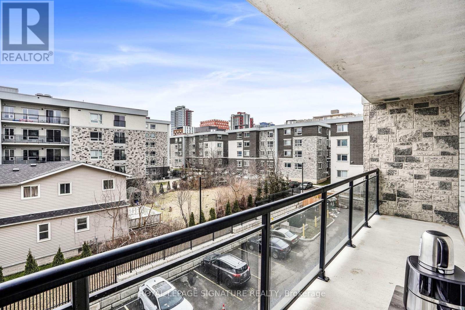 H404 - 275 Larch Street, Waterloo, Ontario  N2L 3R2 - Photo 26 - X12049250