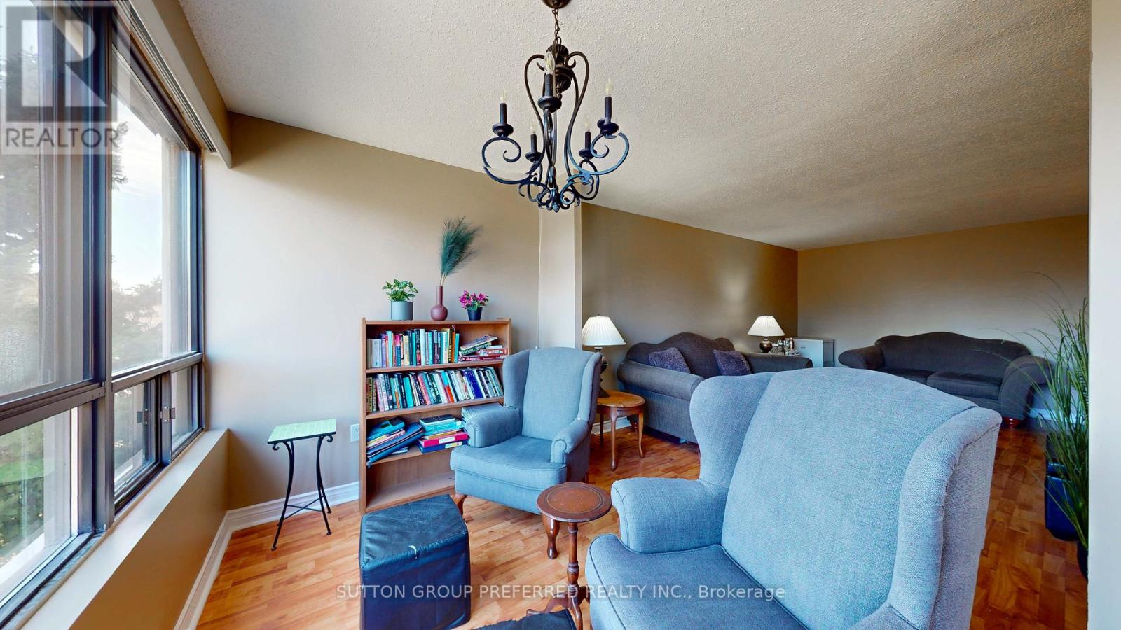 Photo 17 of 37 for 309 - 1600 Adelaide Street N