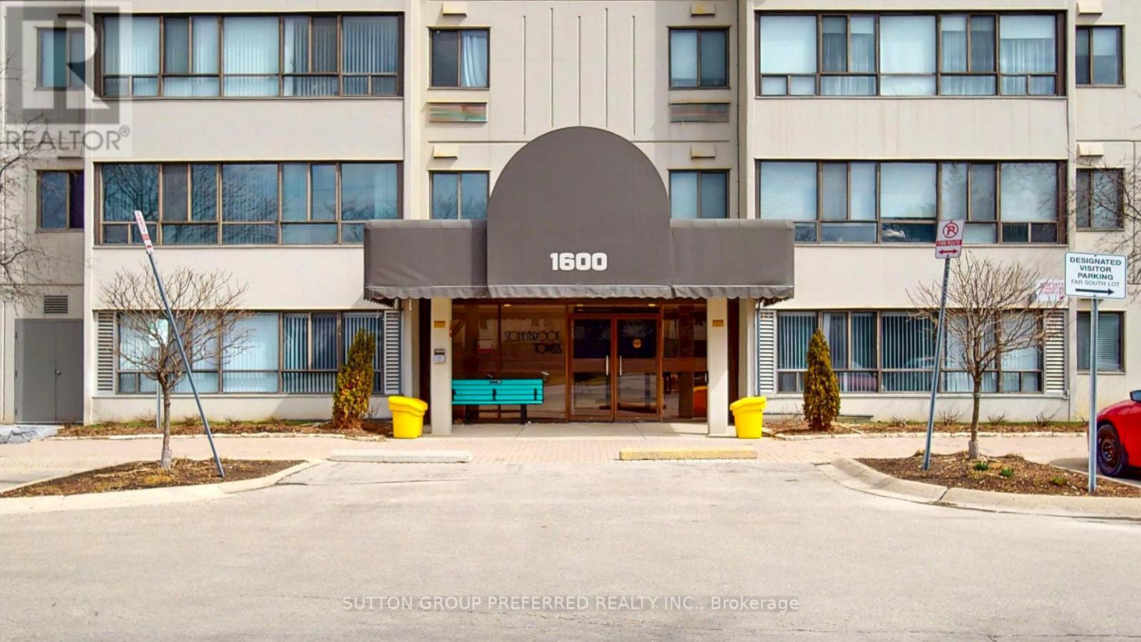 Photo 2 of 37 for 309 - 1600 Adelaide Street N