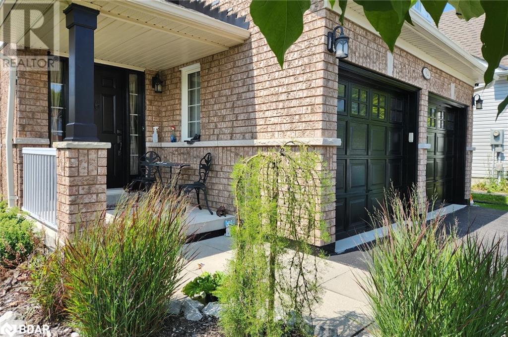 84 Wesley Avenue, Wasaga Beach, Ontario  L9Z 0B9 - Photo 4 - 40706213