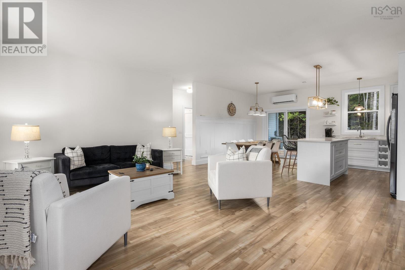 329 Orchid Court, Middle Sackville, Nova Scotia  B4E 0X2 - Photo 4 - 202506176