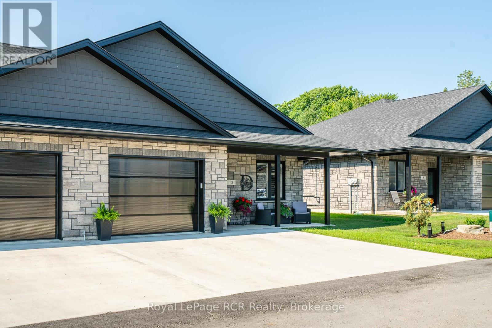 10 Palmer Marie Lane, Arran-Elderslie, Ontario  N0G 1L0 - Photo 3 - X12049356