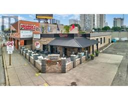 339 YORK Boulevard, Hamilton, Ontario