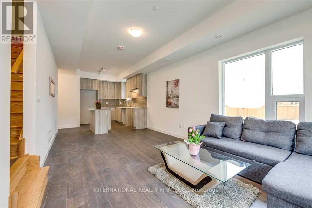 Property at 19 - 200 MALTA AVENUE image 5
