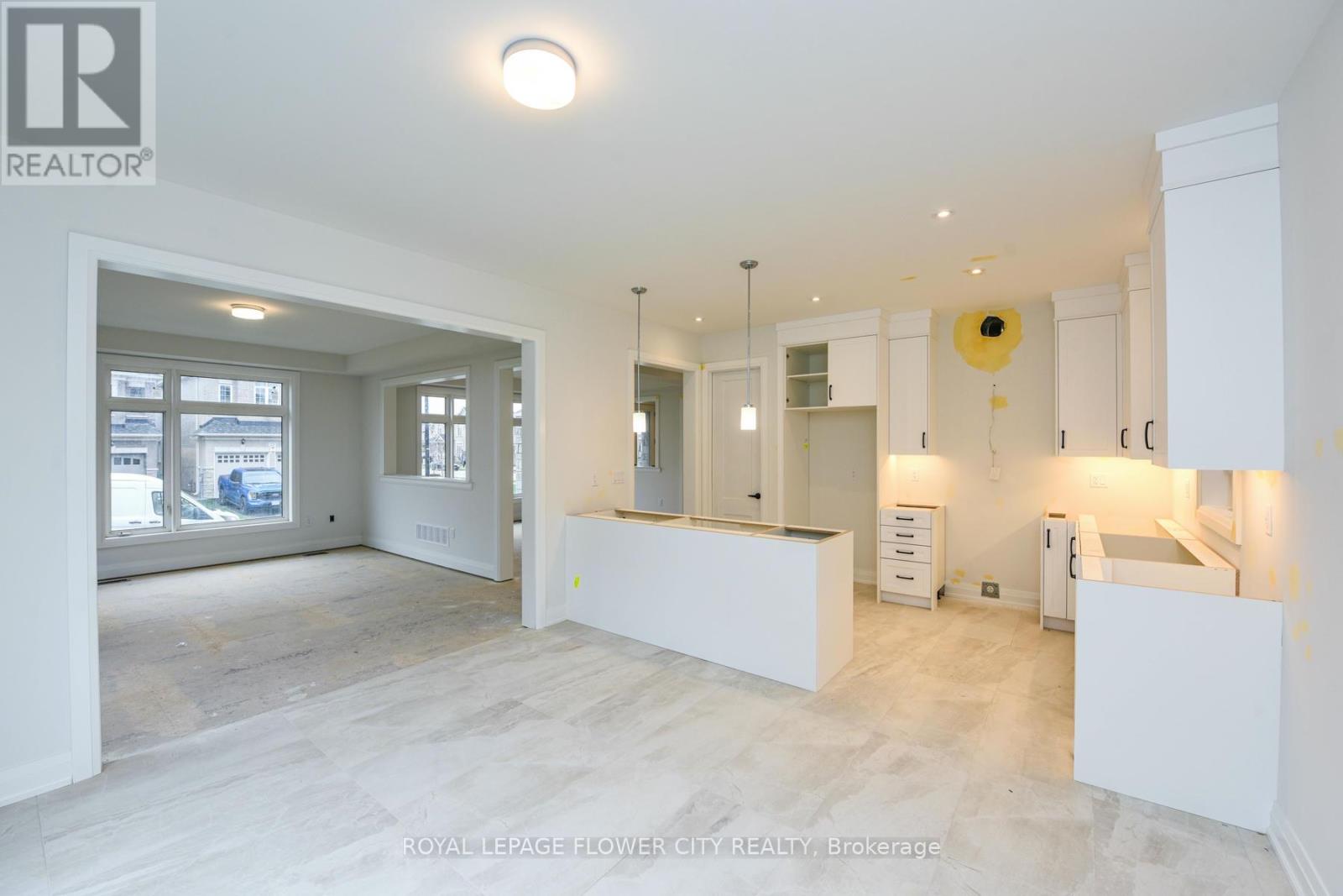 2 Dolomite Drive, Brampton (Bram East), Ontario  L6P 4R6 - Photo 11 - W12049376