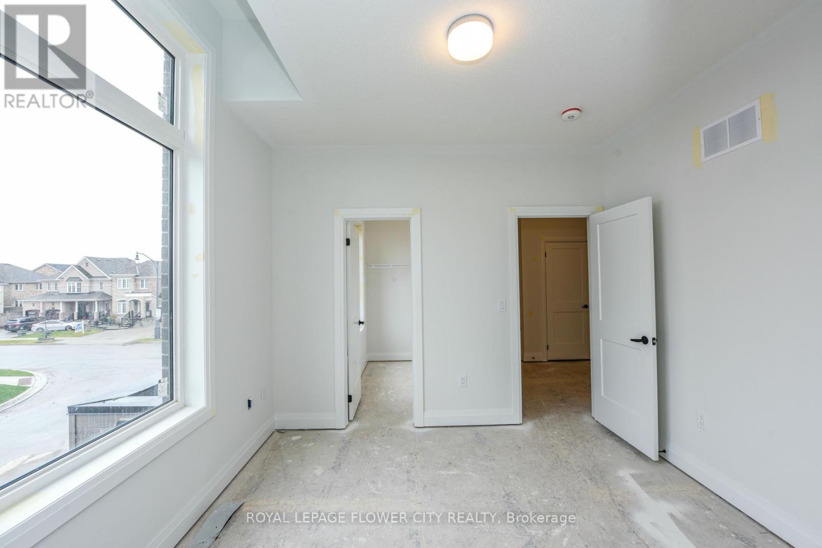 2 Dolomite Drive, Brampton (Bram East), Ontario  L6P 4R6 - Photo 25 - W12049376