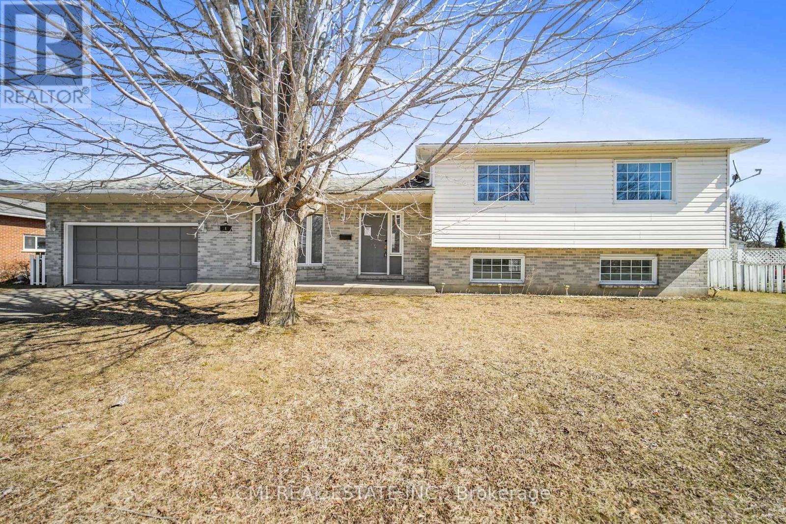 Property at 1 SCOTT CRESCENT image 1