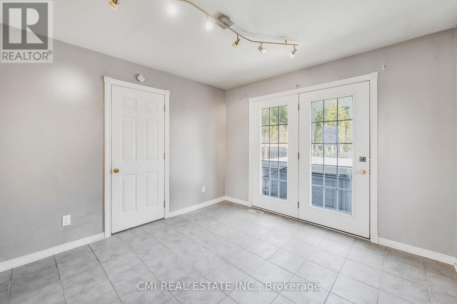 1 Scott Crescent, Perth, Ontario  K7H 3J2 - Photo 19 - X12049381