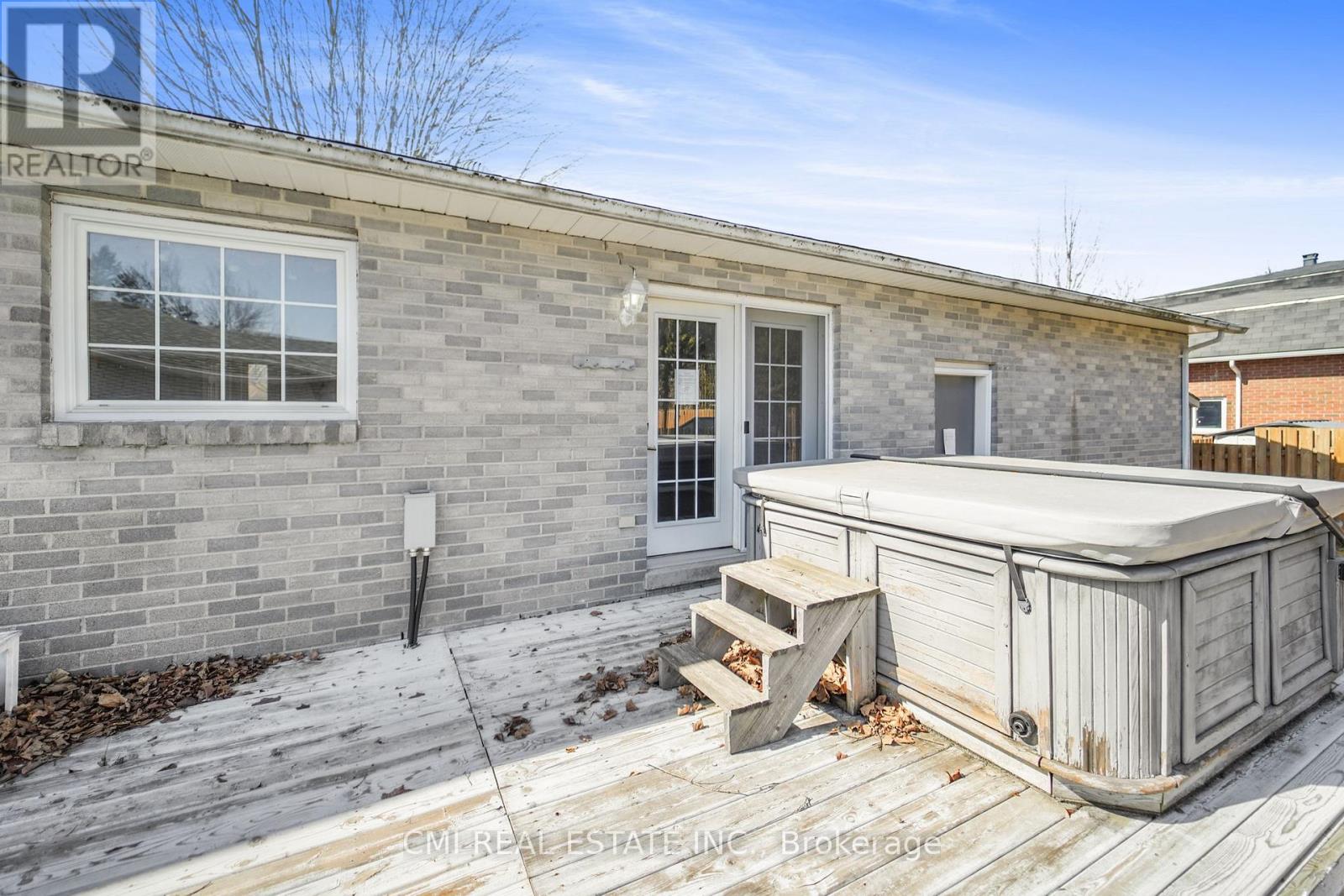 1 Scott Crescent, Perth, Ontario  K7H 3J2 - Photo 37 - X12049381
