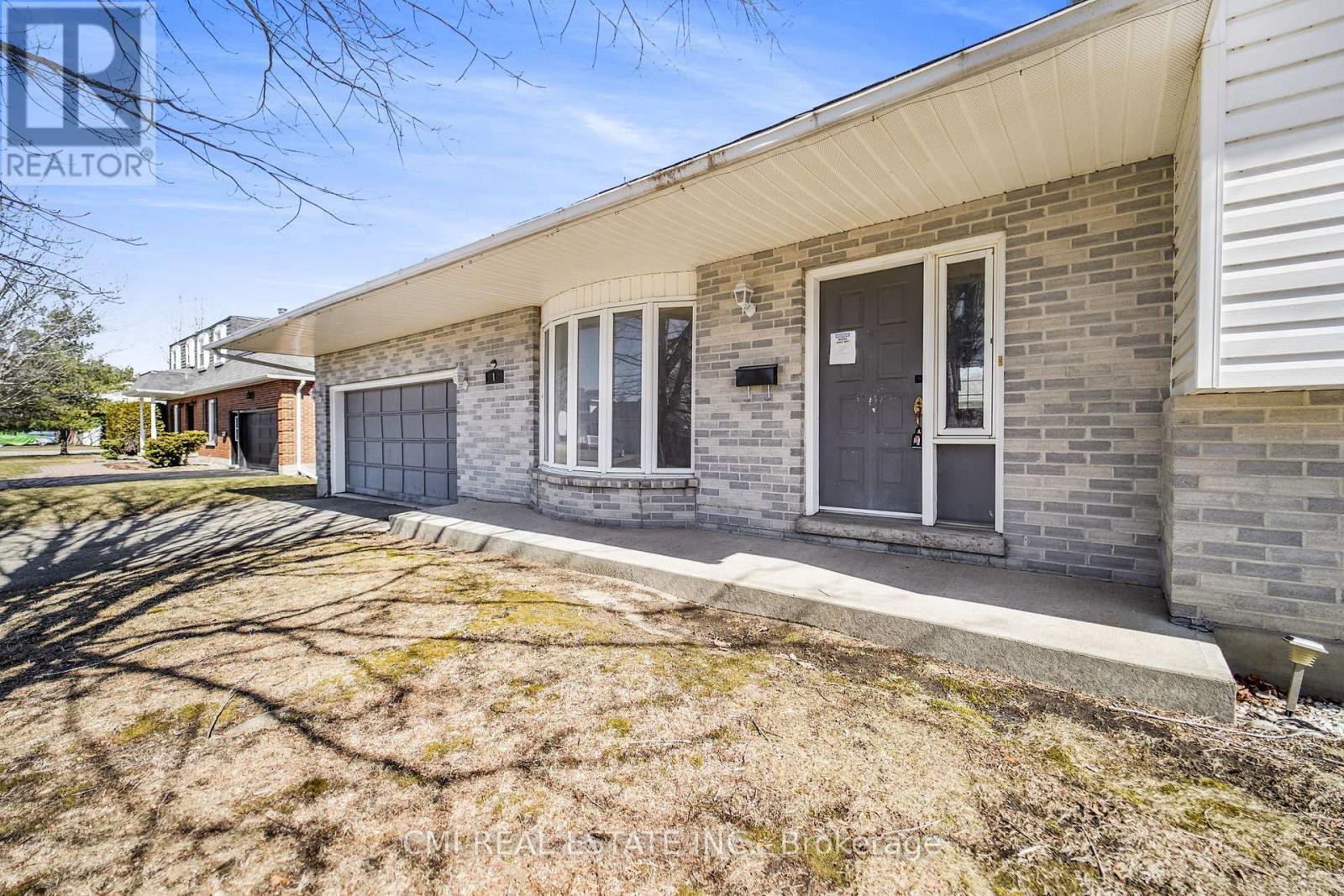 1 Scott Crescent, Perth, Ontario  K7H 3J2 - Photo 6 - X12049381
