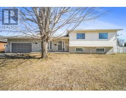 1 SCOTT CRESCENT, Perth, Ontario